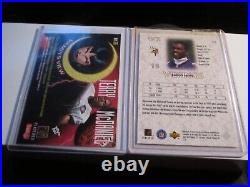 17 Football Cards Collectible In Sleeves All Mint Bba-28 Lot 4