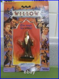 1988 Willow Collection. (lot of 18) 13 figures/ all 5 horsemen. Fair condition