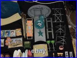 Bratz Sun Kissed Summer Collection All Girls, Some Boyz, Playset All Complete