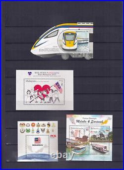 Collection Of Asian Countries Stamps In Stock Book 220 Stamps + 80 Ms All Mnh