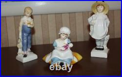 Complete Set Of 18 Royal Doulton Kate Greenaway & 2 Display Stands England Mint