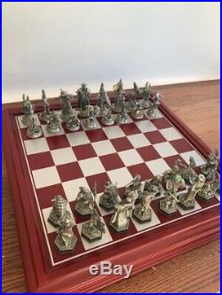 Danbury Mint The Fantasy of the Crystal Chess Set All Figures Present