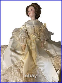 Franklin Mint Heirloom Collection 1988 Queen Victoria Bride Doll, Rare