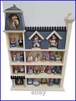 Franklin Mint Hotel Teddington Bear Display with 25 Bears (Complete Set) LikeNew