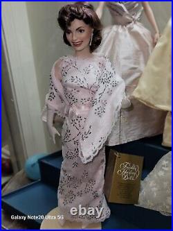 Franklin Mint Jackie O & JFK collection (10 Pieces) Plus plexiglass case