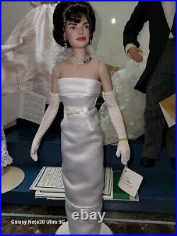 Franklin Mint Jackie O & JFK collection (10 Pieces) Plus plexiglass case