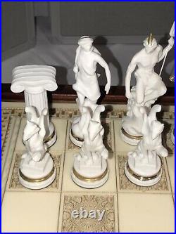 Franklin Mint chess set of the gods large porcelain mint condition 24K