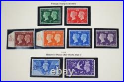 GREAT BRITAIN 1930s-1980s COLLECTION OF 650 STAMPS ALL MINT IN HINGELESS MOUNTS