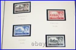 GREAT BRITAIN 1930s-1980s COLLECTION OF 650 STAMPS ALL MINT IN HINGELESS MOUNTS