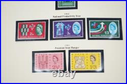 GREAT BRITAIN 1930s-1980s COLLECTION OF 650 STAMPS ALL MINT IN HINGELESS MOUNTS