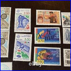 Great Lot Of 20+ France Mnh Stamps, All Different