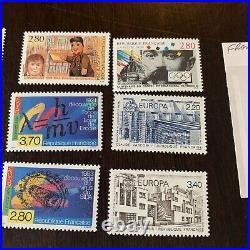 Great Lot Of 20+ France Mnh Stamps, All Different