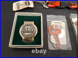 HOOTERS RESTAURANT 20th ANNIVERSARY & MORE LOT 10 ITEM! SEE ALL PHOTOS
