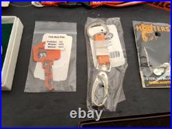 HOOTERS RESTAURANT 20th ANNIVERSARY & MORE LOT 10 ITEM! SEE ALL PHOTOS