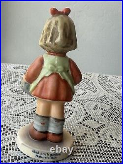 HUMMELSCAPE#983 & 984-DTORHAUS & GARTEN DISPLAY with 7 MINI Hummels (lot9)
