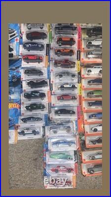 Hotwheels/Matchbox Unsearched Cars Lot of Collectibles Selling All Together New