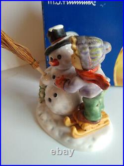 Hummel Making New Friends 4 Smallest 2002/0 1st Issue Snowman Boy Tmk8 Mint Box