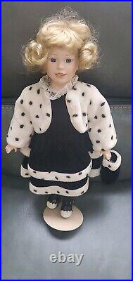 LARGE LOT of 22 Porcelain Dolls Collectible Victorian GREAT CONDITION