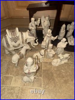LENOX CHINA JEWEL 26 PC NATIVITY SET ALL PIECES ARE MINT WithRARE DOVE SELLER