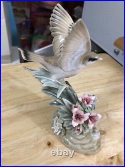Lladro #1371 Ready to Fly retired mint $1250 value