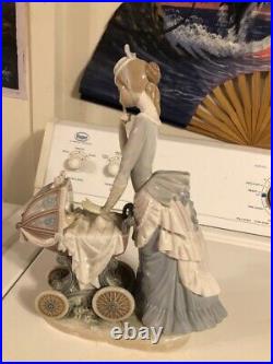 Lladro #4938 Baby's Outing retired mint gorgeous tall $850 value