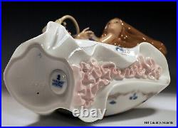 Lladro Petals On The Wind #6767 Perfect, Clean & Pristine Free Ship -mint