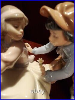 Lladro Porcelain Figurine For Me #5454 Boy Giving Girl A Flower- Mint