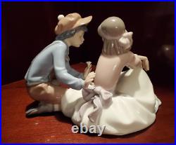 Lladro Porcelain Figurine For Me #5454 Boy Giving Girl A Flower- Mint