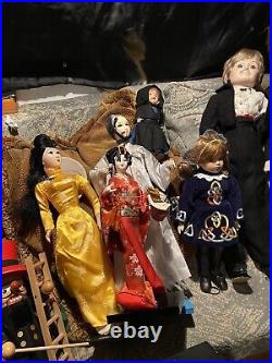Lot of 10 dolls, a Collect Of Rare Vintage Dolls! Of Both