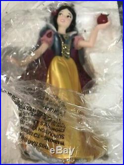 Lot of 12 in the Series Disney Showcase Couture de Force Figurines all NIB