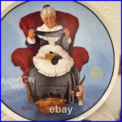 Lot of 23 Collectible Plates