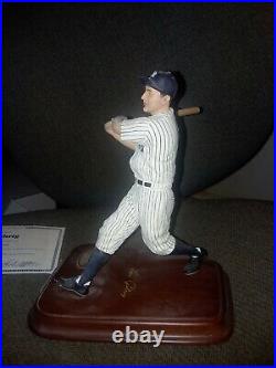 Lou Gehrig New York Yankees #4 HOF Danbury Mint All Star 8 Porcelain Figurine