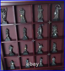 MINT CONDITION! NEVER USED! Army Of Darkness Chess Pieces And Display Case