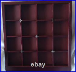 MINT CONDITION! NEVER USED! Army Of Darkness Chess Pieces And Display Case