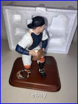MLB Yankees YOGI BERRA Danbury Mint All Star Figurine Boxed MLB Yankees YOGI BERRA Danbury Mint All Star Figurine Boxed