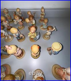 Memories of Yesterday Lot of 43, Open/No Box