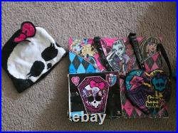 Monster High Doll Collection Lot + Playsets & Accessories (28 Dolls, 2 playsets)