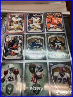 NFL Football Trading Cards Binder Collection? 525 Football Card Lot