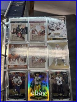 NFL Football Trading Cards Binder Collection? 525 Football Card Lot