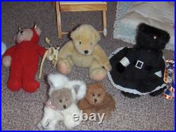 Rare Find Lots of Boyd Bears Collection, Dressed bears, All Kinds of Accessories