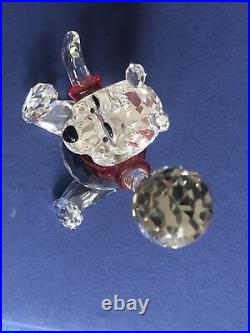 Swarovski crystal figurine Disney Winnie the Pooh 905768 Mint with orignal boxes