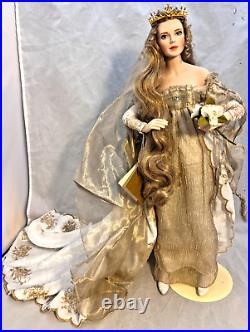 The Franklin Mint Arthurian Legend Collection 16 GUINEVERE Heirloom Doll