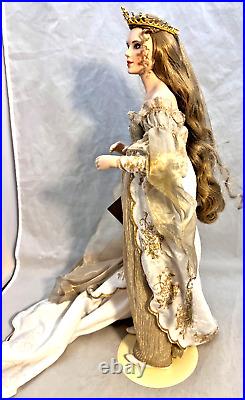 The Franklin Mint Arthurian Legend Collection 16 GUINEVERE Heirloom Doll