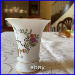 Vintage 20thC Meissen Porcelain Kakiemon Flowers Vase, German 1st Class- MINT