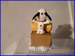 Vintage Lot Of 28 Snoopy Peanuts collection1958-2015