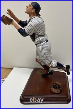 Yankees YOGI BERRA Danbury Mint All Star Figurine MINT LTD ED NO BOX Catch